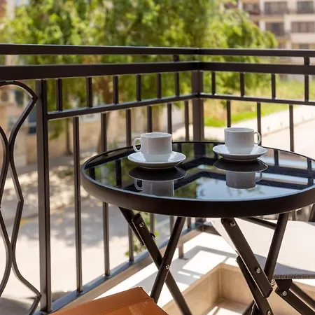 Inter Διαμέρισμα *