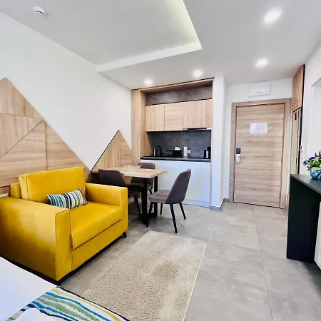 Inter Διαμέρισμα *