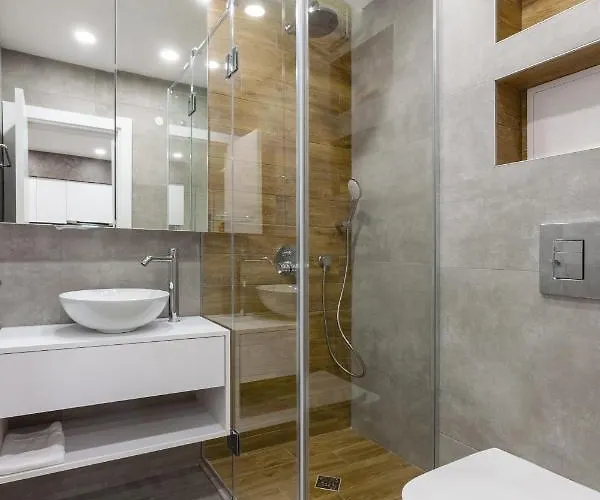 アパート Inter *