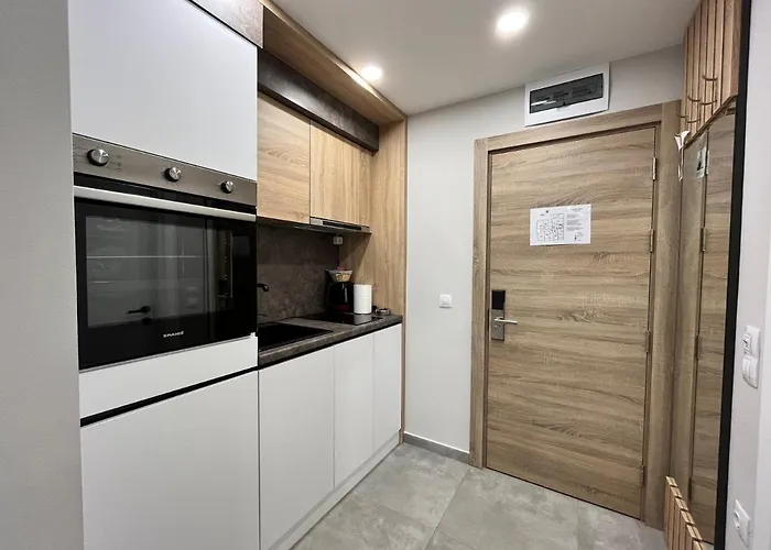 Inter * ポモリエ